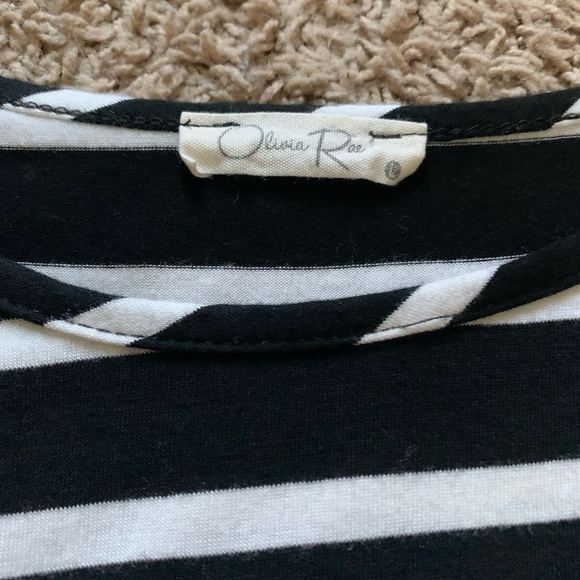 black and white striped tie front shirt - Picture 4 of 4